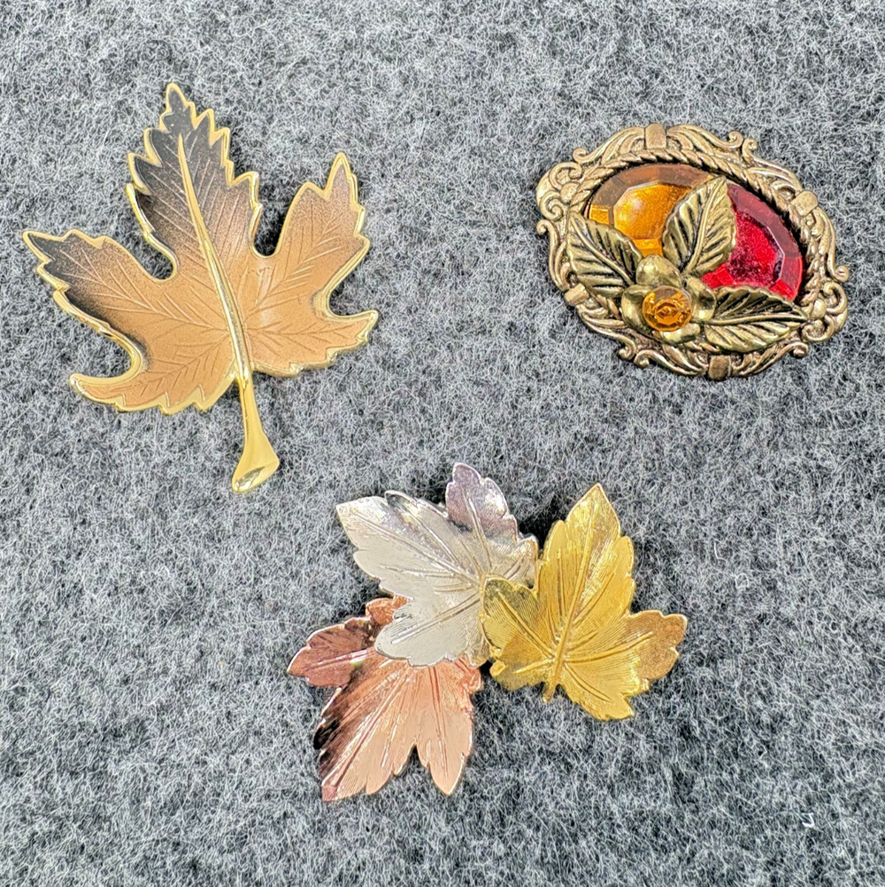 Vintage Fall Leaf Brooch Lot Tricolor Gold Tone Enamel Maple Cabachon Pin Set 3